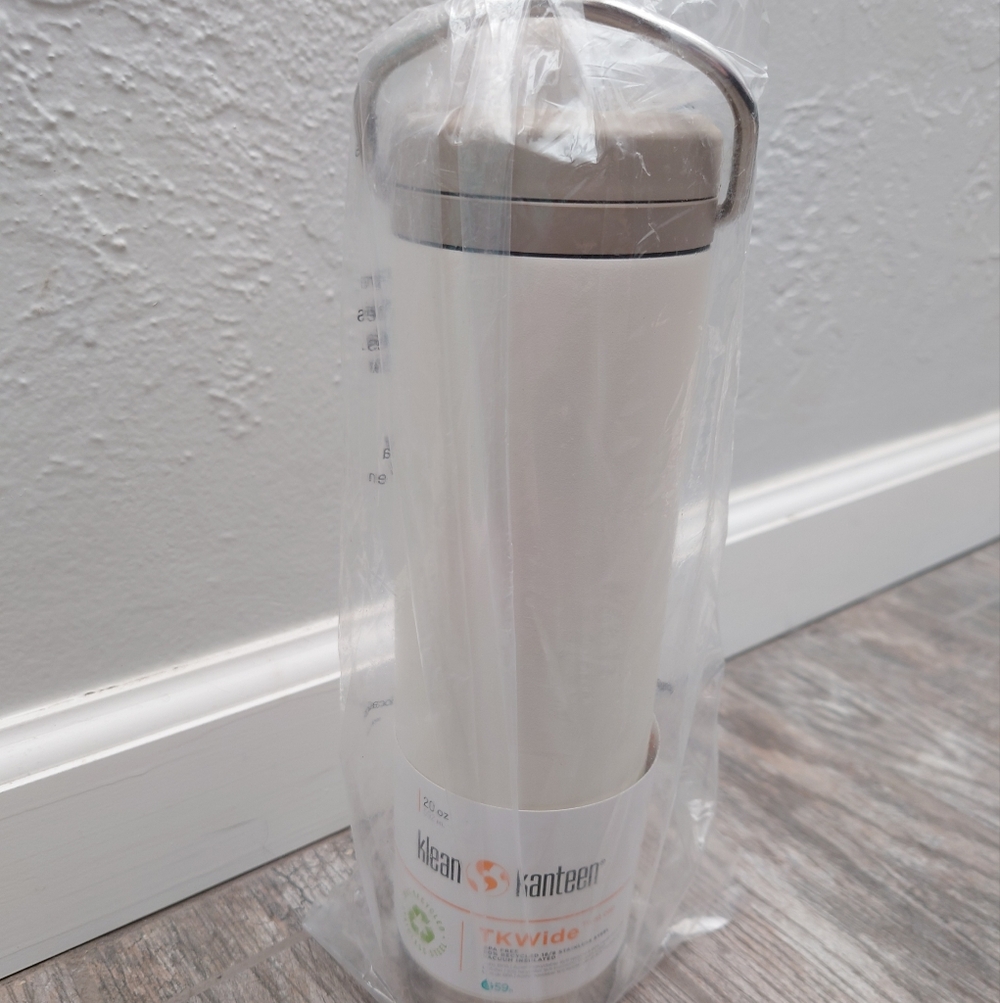 Klean Kanteen 20oz TKWide with Twist Cap - Tofu - Picture 3 of 5